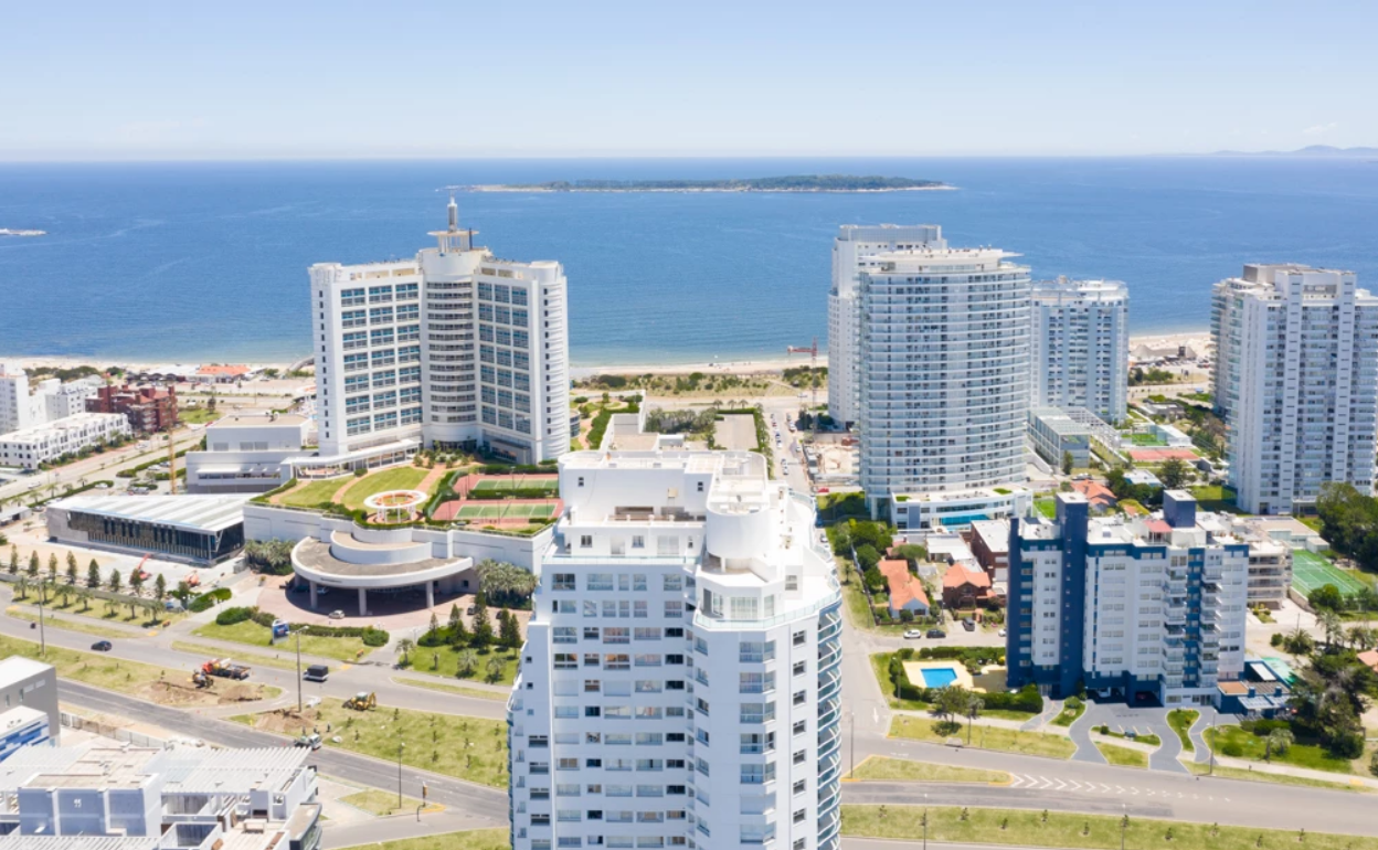 Casino Tower Punta del Este